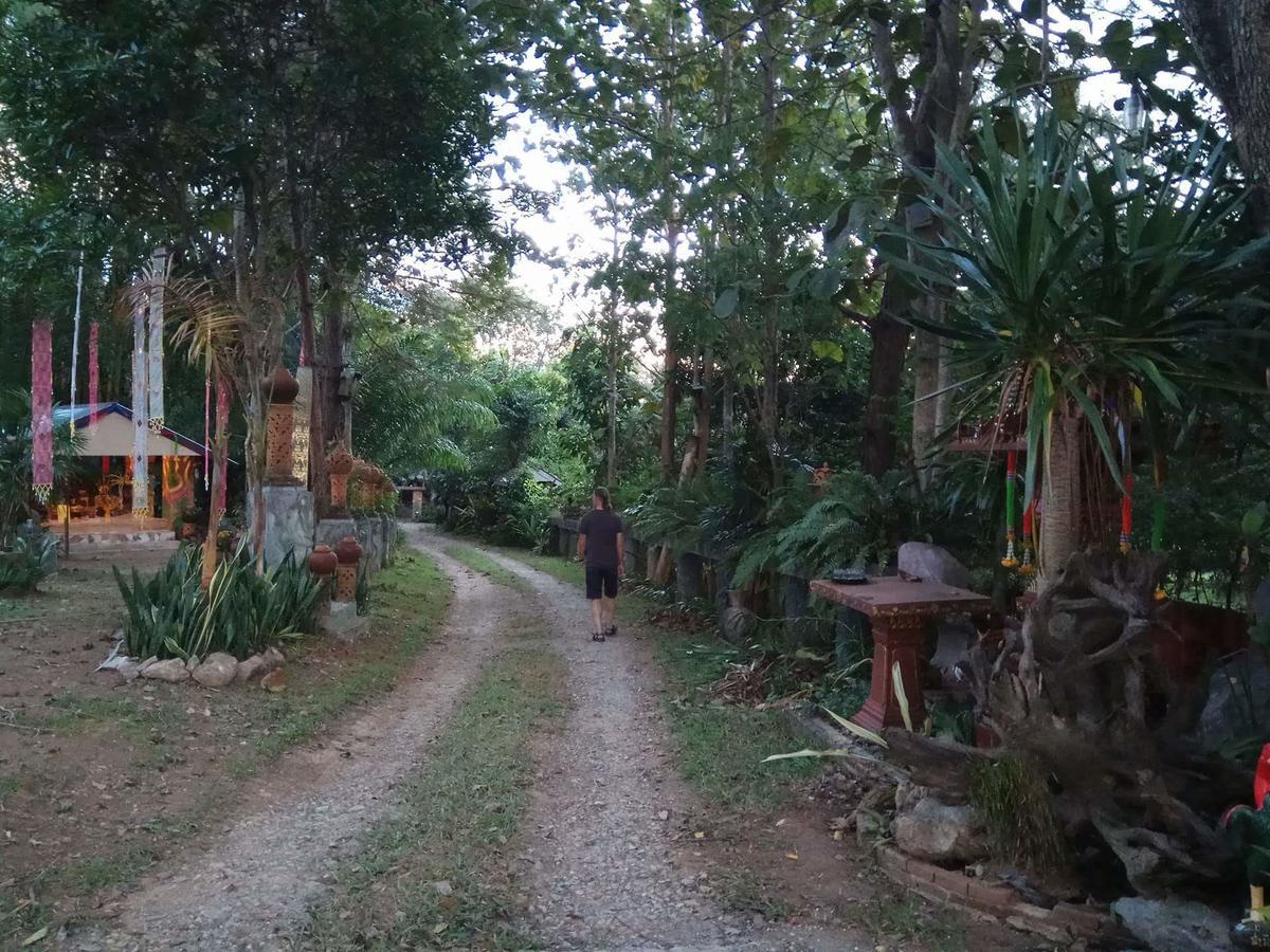 Baan Suan Jantra Home Stay Csiangraj Kültér fotó