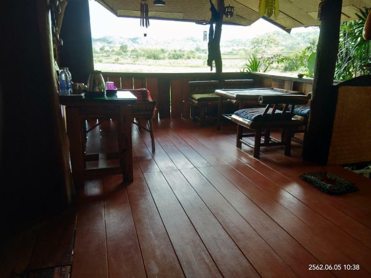Baan Suan Jantra Home Stay Csiangraj Kültér fotó